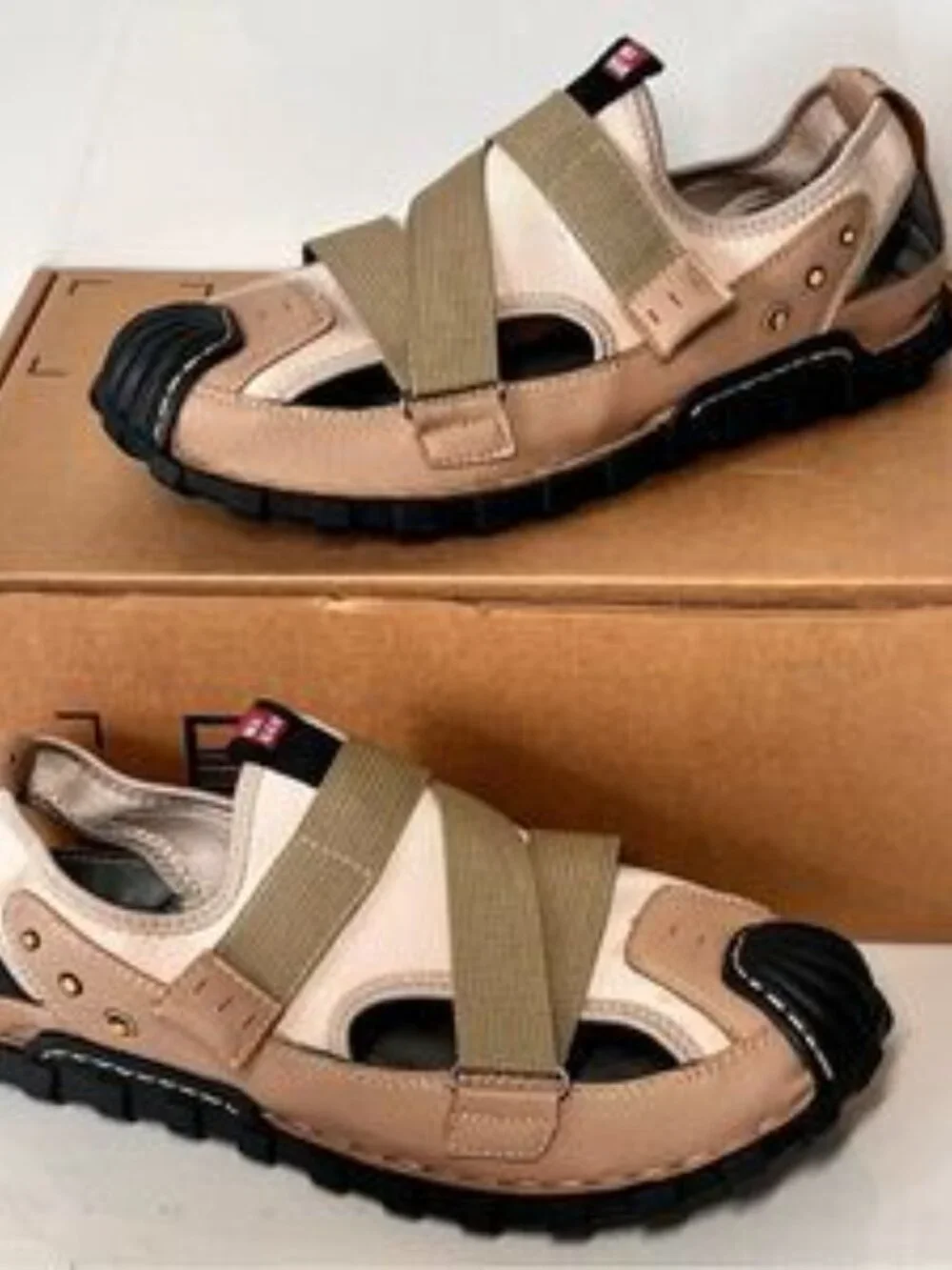 Dacomfy Mens Closed Toe Leather Sandals